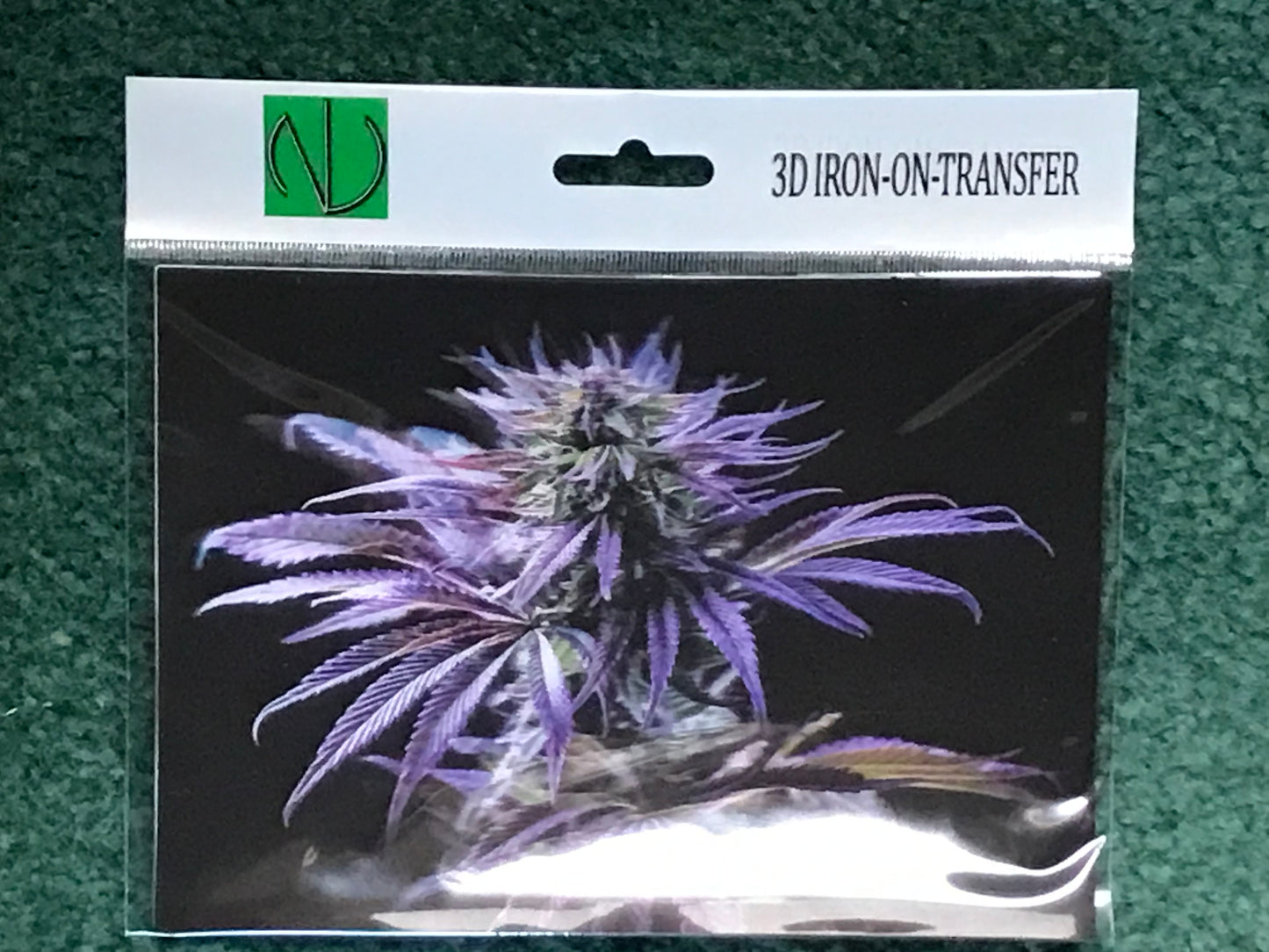 BLUEBERRY KUSH 3D LENTICULAR IRON-ON TRANSFER FOR CLOTHING AND ACCESSORIES